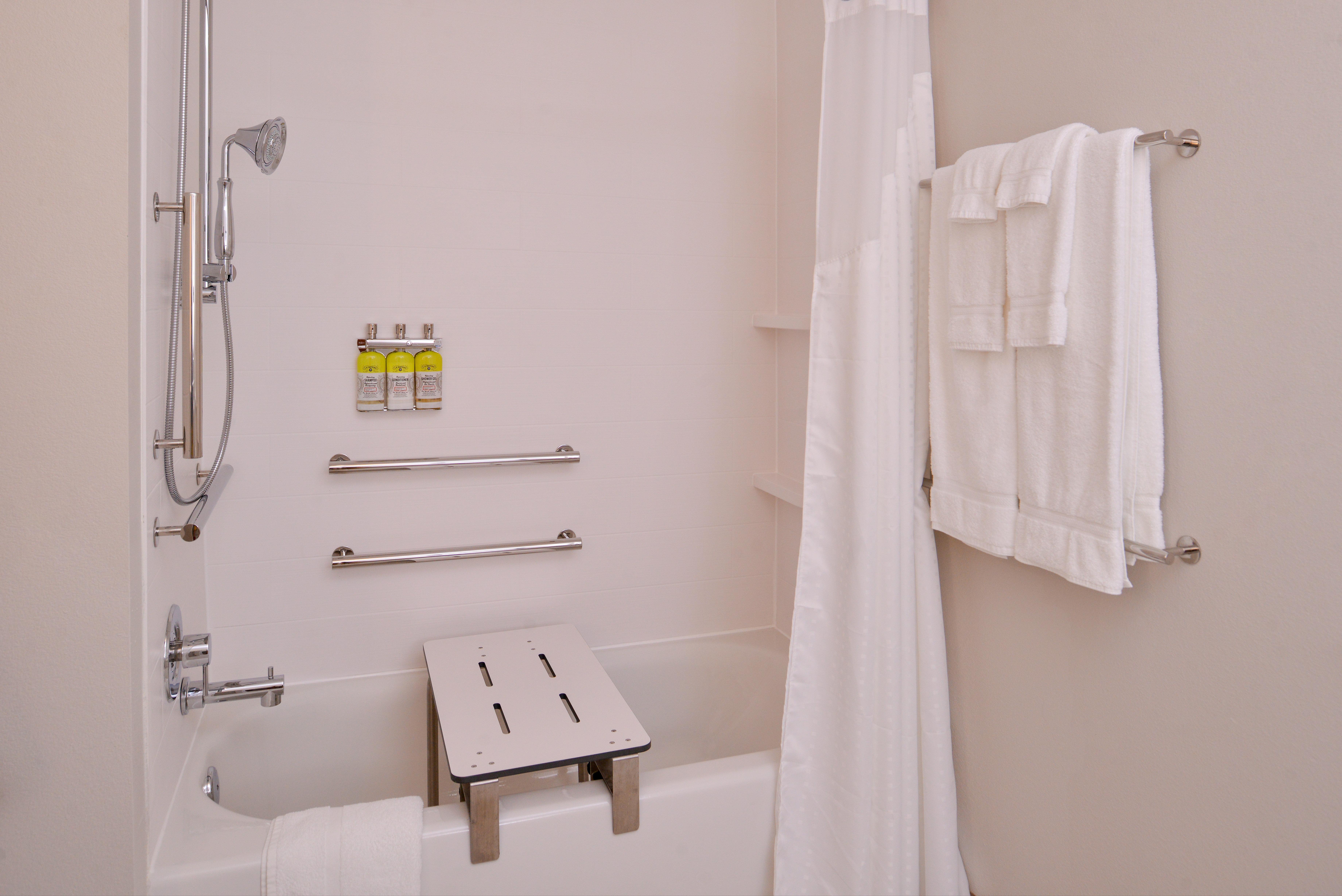 Holiday Inn Express & Suites - Olathe West By Ihg Dış mekan fotoğraf