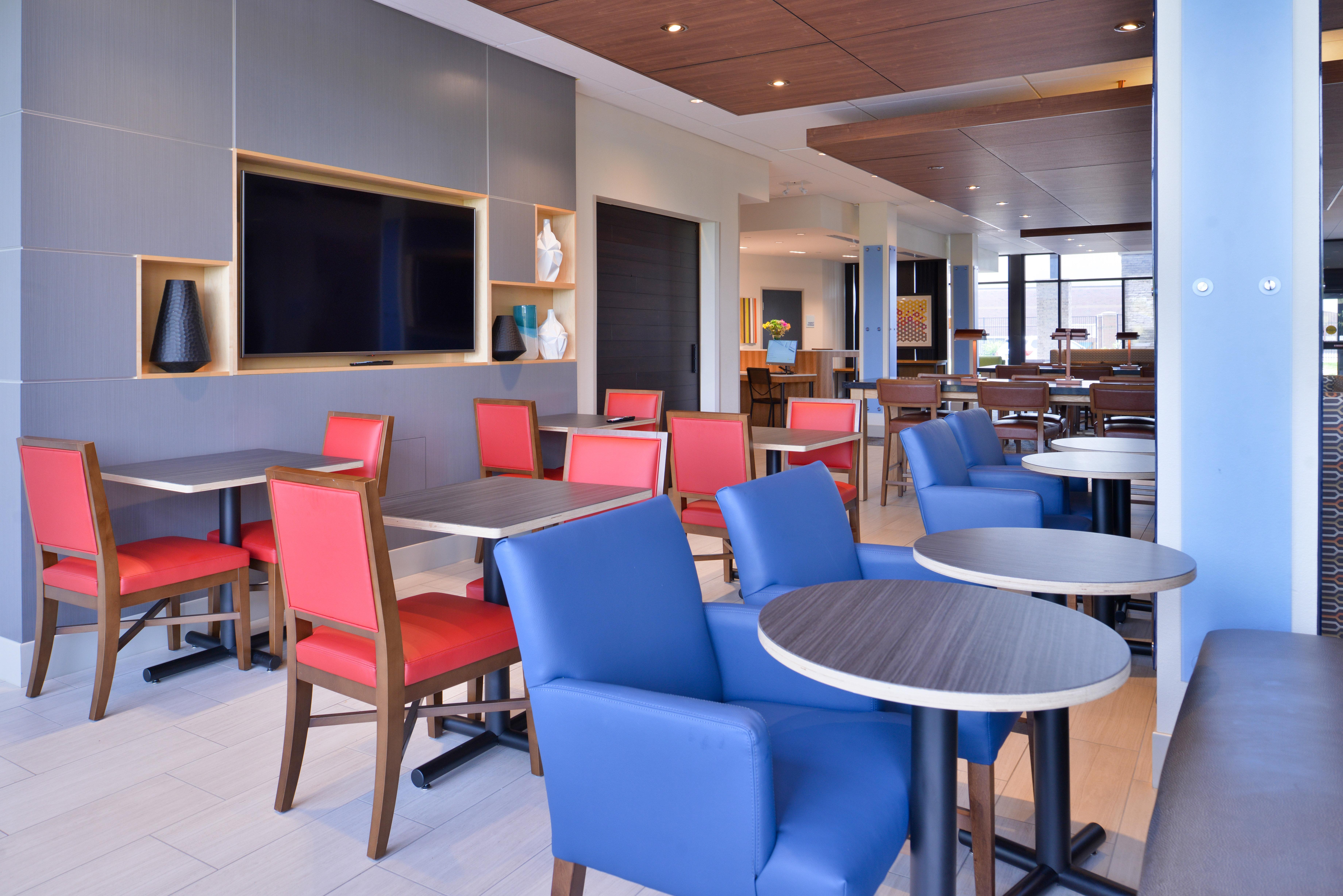 Holiday Inn Express & Suites - Olathe West By Ihg Dış mekan fotoğraf