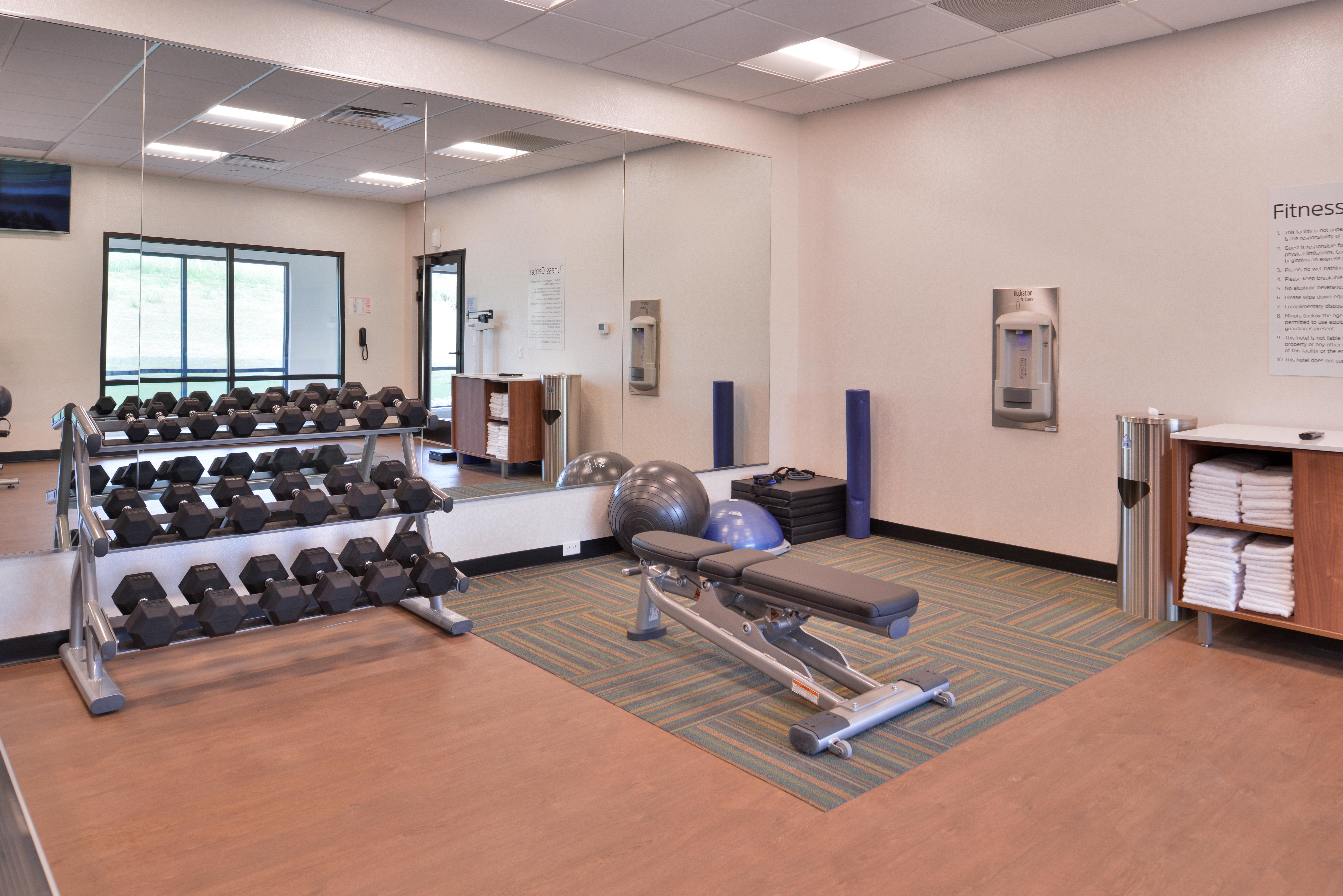 Holiday Inn Express & Suites - Olathe West By Ihg Dış mekan fotoğraf