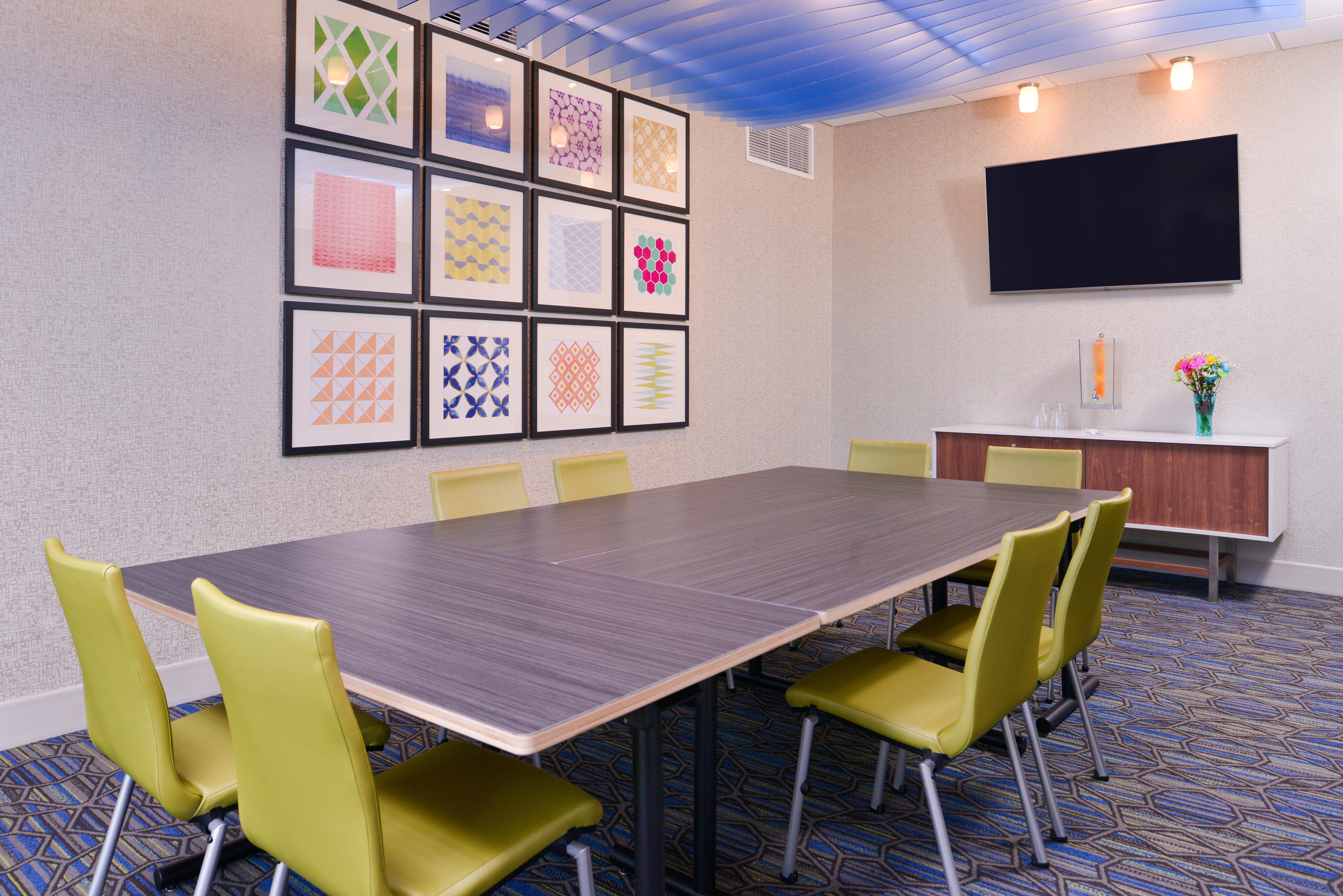 Holiday Inn Express & Suites - Olathe West By Ihg Dış mekan fotoğraf