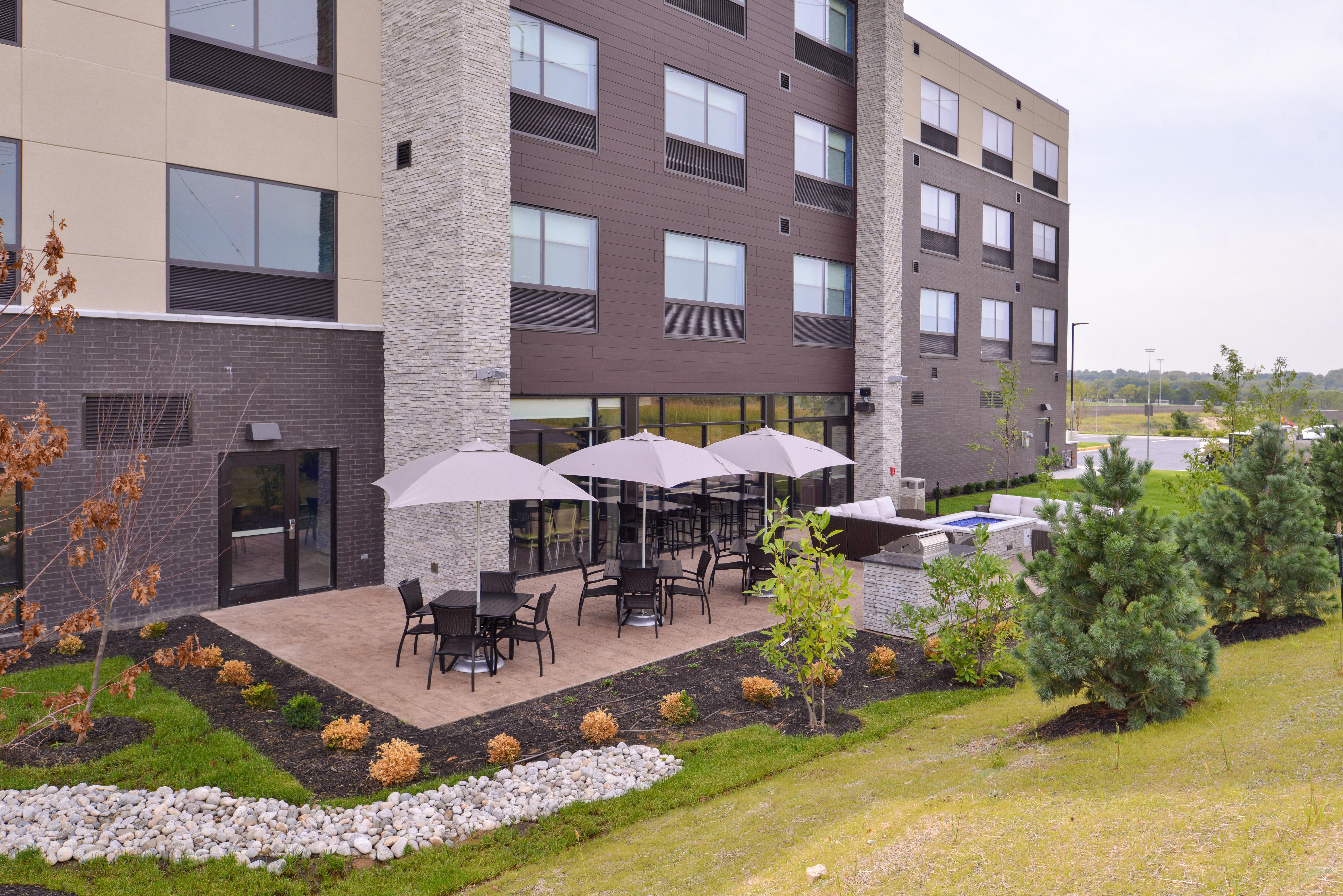 Holiday Inn Express & Suites - Olathe West By Ihg Dış mekan fotoğraf